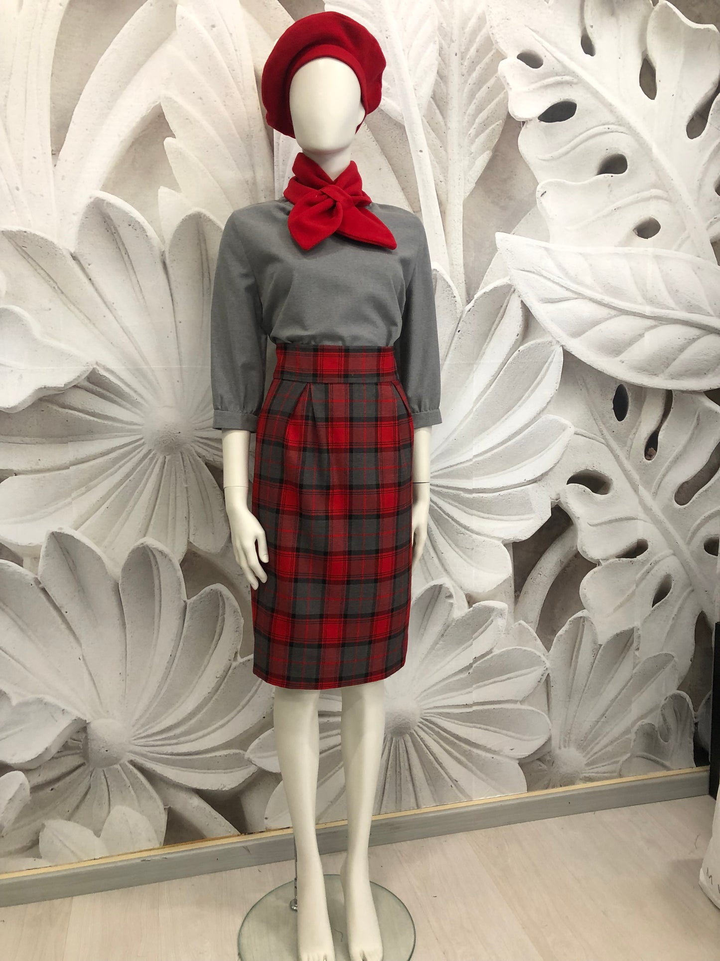 Gonna tubino con pence aperte in stile fifties tessuto pura lana Tartan 